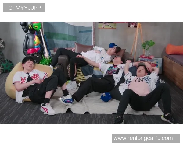 足球明星吊球技巧大揭秘精彩视频分享助你提升球技